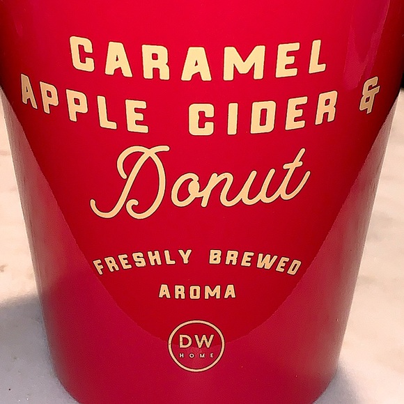 DW HOME CANDLE CARMEL APPLE CIDAR & DONUT RICHLY SCENTED NEW FRESHLY BREWED - Picture 3 of 5